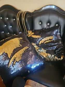Decorative pillows
