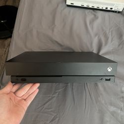 Xbox One X – 4K Gaming – Updated – Fortnight Tested