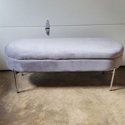 Bench with storage in grey velvet and chrome legs