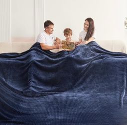 Oversized King Fleece Blanket 120x120 Inches, Seamless Soft Cozy 3D Jacquard Flannel Blanket 10'x10' Extra Large for Bed, Sofa, Couch, Travel & Campin