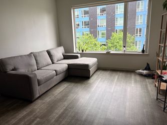 Gray Couch/Sectional (Right Chaise)