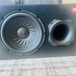 JBL BASSPRO12 SUBWOOFER