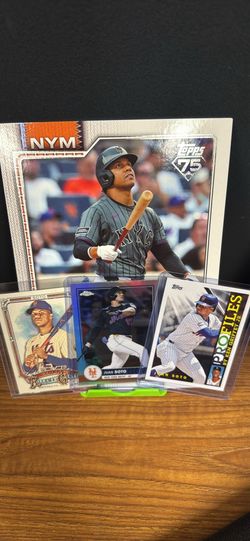 Juan Soto Jumbo Card and 3 Baseball cards