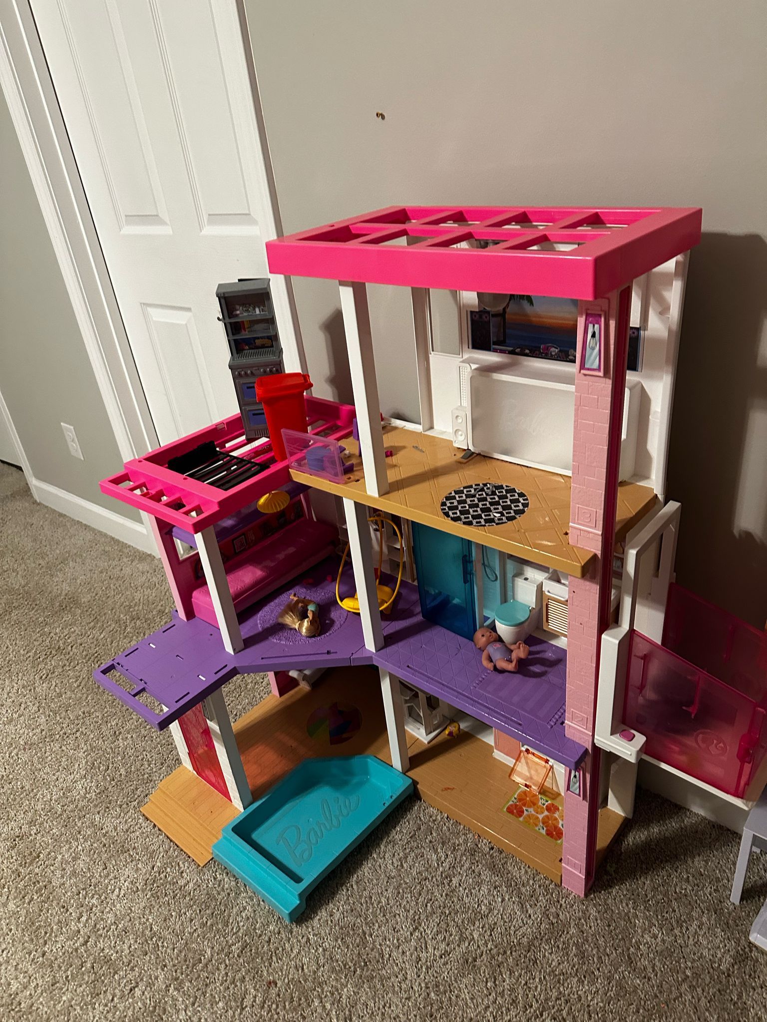 Barbie Play House