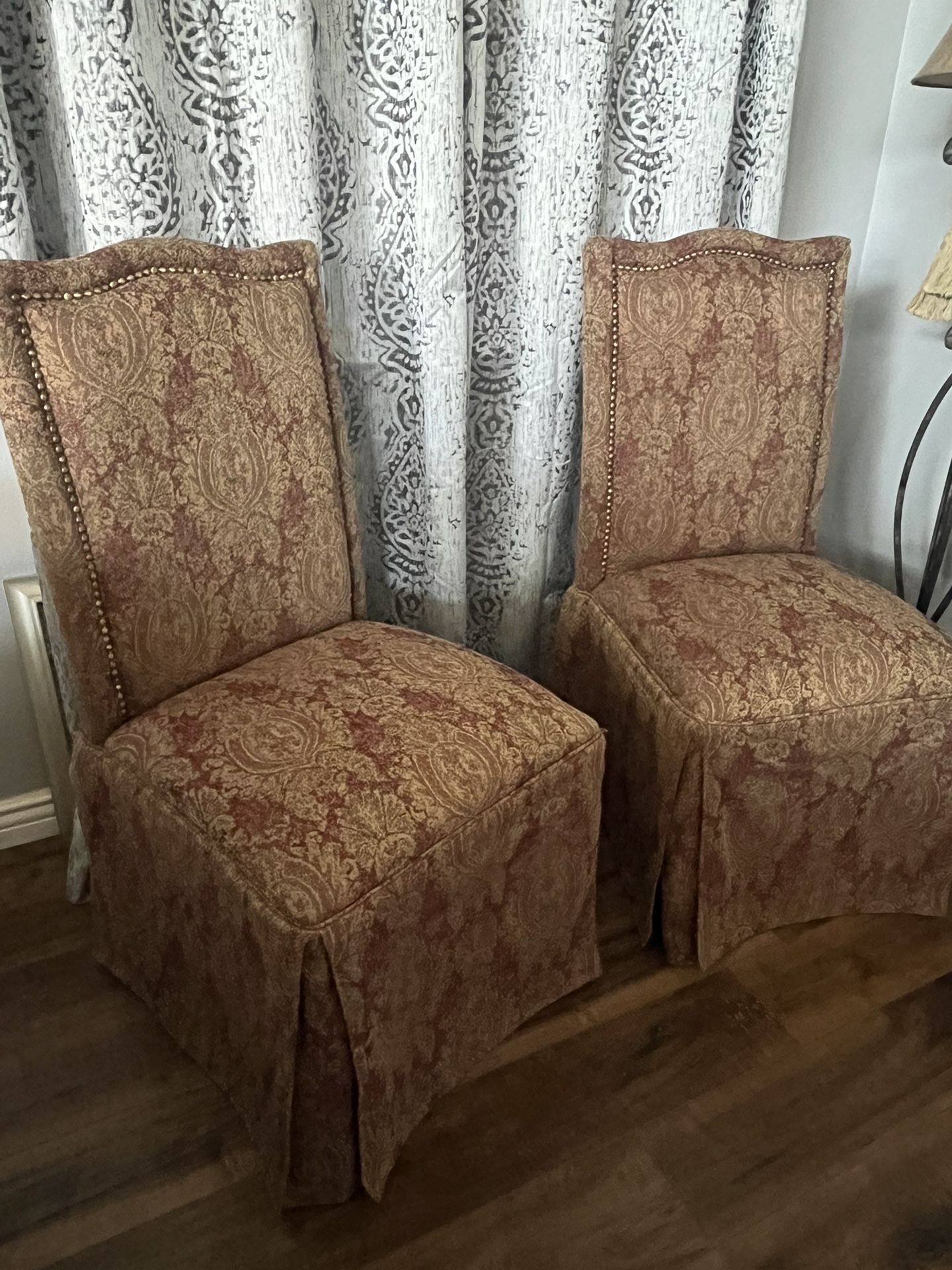 2 Dining Room Chairs 