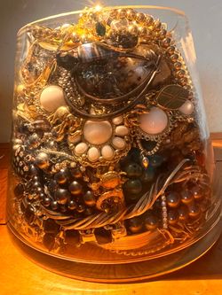 Assorted Vintage Jewelry Collection