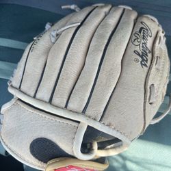 10inc Baseball Glove BROKEN IN!!!