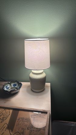 Table lamp