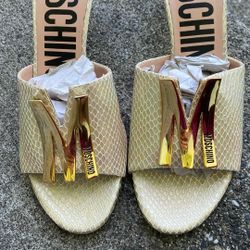 MOSCHINO HEALS MADE IN ITALY 