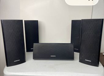 Onkyo 5 Speaker System Surround Sound Set (2) SKB-680 (2) SKR-680 (1) SKC-680