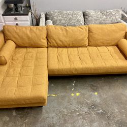 Briar Sleeper Sectional