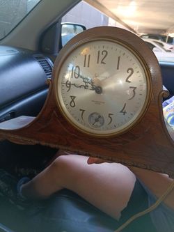 Session chime minister clock