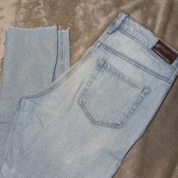 Hollister High Rise Mom Jean 