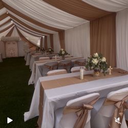 Table Runners And Chair Sashes 
