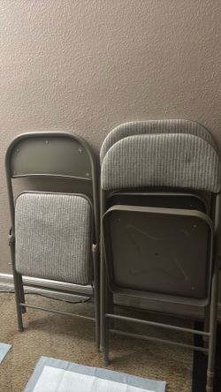 3 folding chairs
