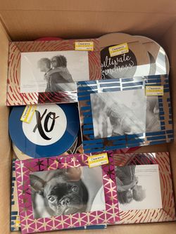 19 Pictures Frames
