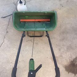 SEED SPREADER AND SPRAYER 