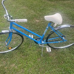 Vintage All Pro 26 Inch Steel Frame Ladies Bike Good Brakes And Tires 