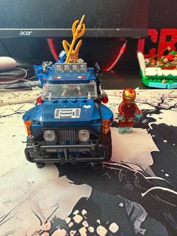 LEGO avengers Loki’s escape