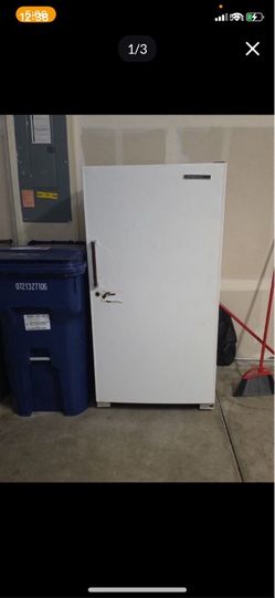 Selling freezer