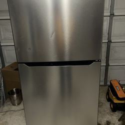 refrigerator insignia