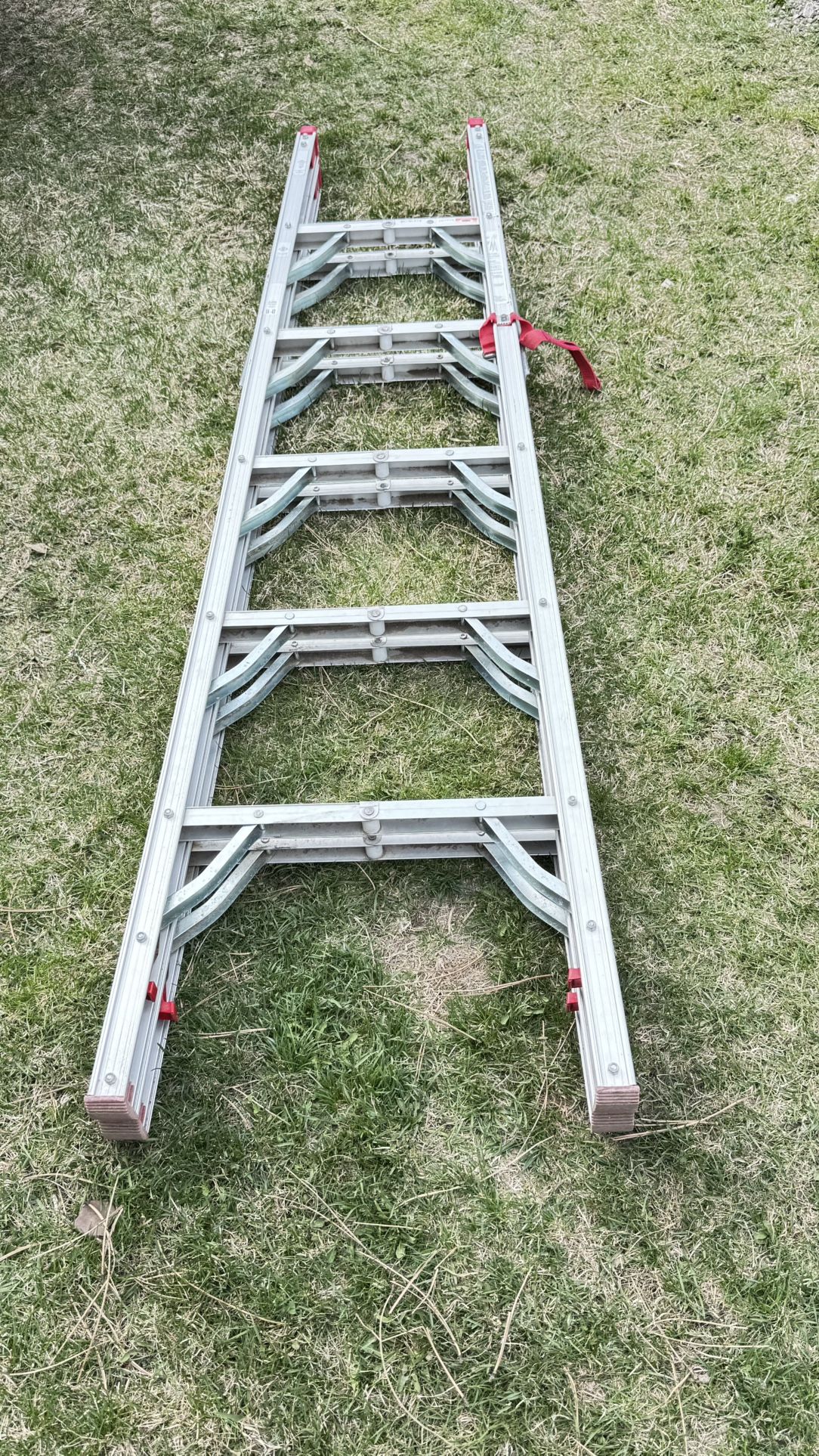 Collapsable 6’ Ladder