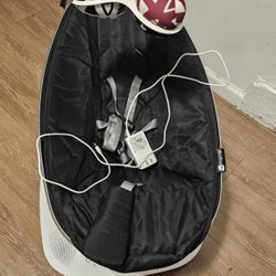 4moms mamaRoo Baby Swing - Black