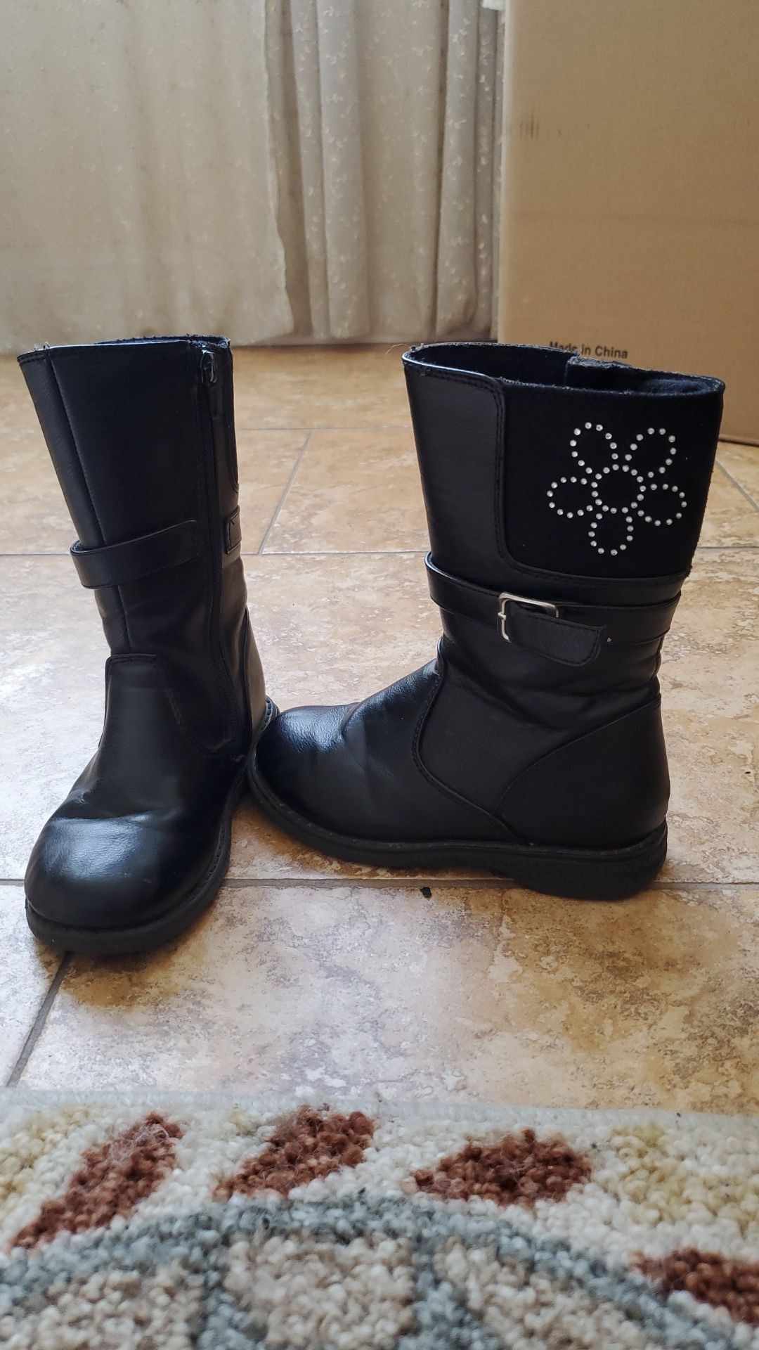 Girls black boots size 11