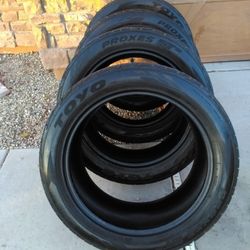 (4) Toyo Proxes ST III 305 45 22 Tires