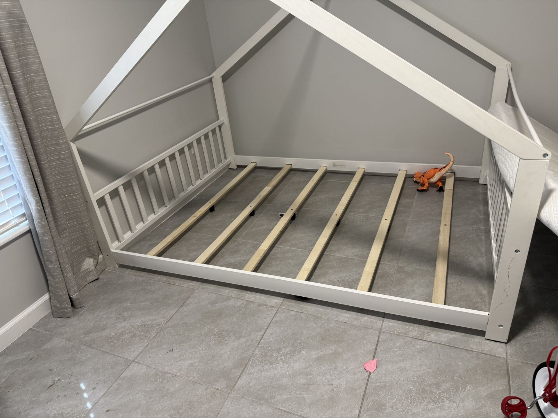 Toddler Floor Bed Frame. Full Size