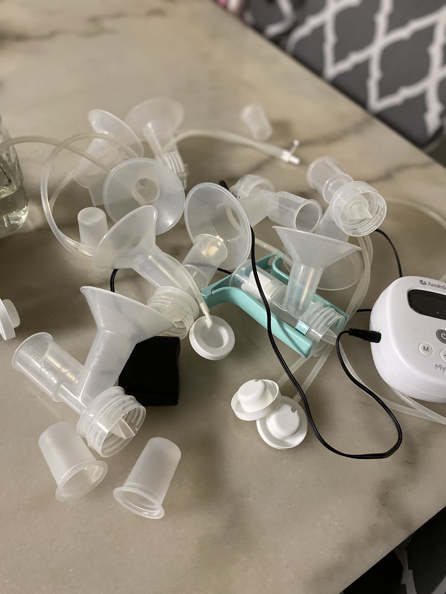 Breast Pump And Accessories