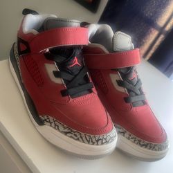Boy jordans size 2.