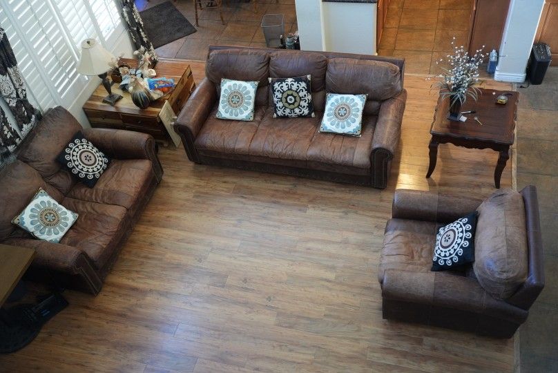 leather couch (original price $2800)only 6 years old. very clean