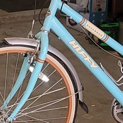 Women Beautiful 7 Speed Beach Cruiser Like New