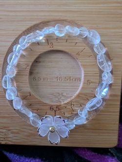 6-10mm Irregular Clear Quartz Flower Bracelet