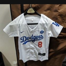 Want Dodgers Lakers Jersey Happening At This Address 5769 Huntington Dr N  