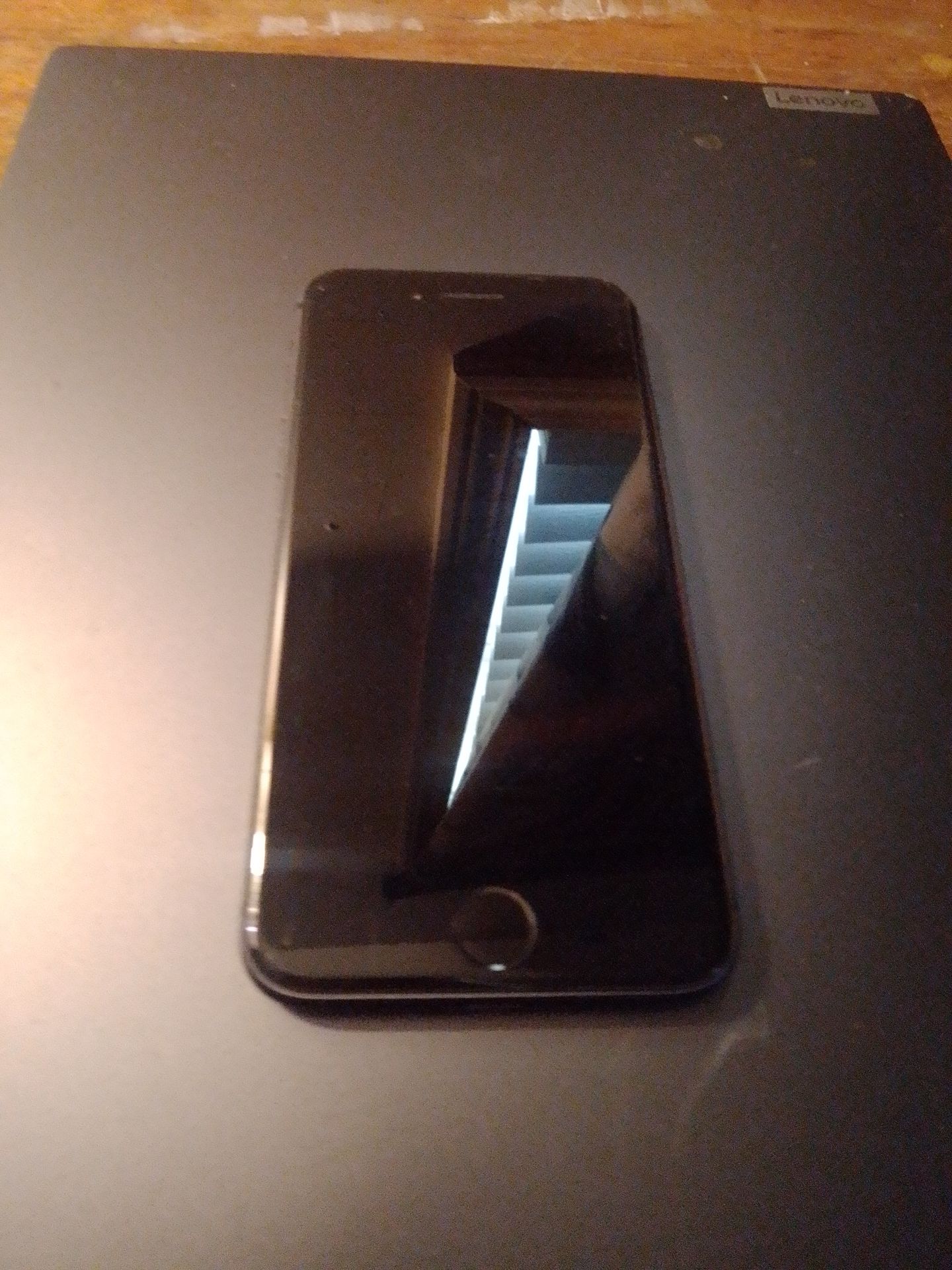 IPHONE 8 UNLOCKED 64GB GOOD CONDITION