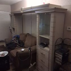 CHINA CABINET 