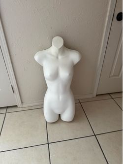 Female Torso Mannequin Display Form – $10 Each
