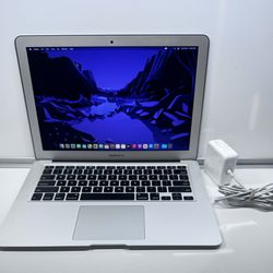 MacBook Air 13" Early 2014 1.4GHz i5 8GB RAM 500GB SSD Big Sur