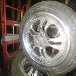 Four Mercedes Alloy Wheels 18 Inch 