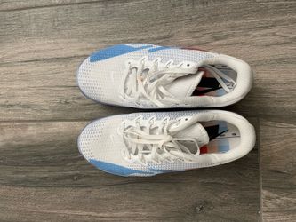 Nike Metcon Training Shoes (Size 8)