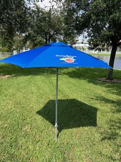 Tommy Bahama 7 ft Beach Umbrella Tiltable with Carry Bag like new
