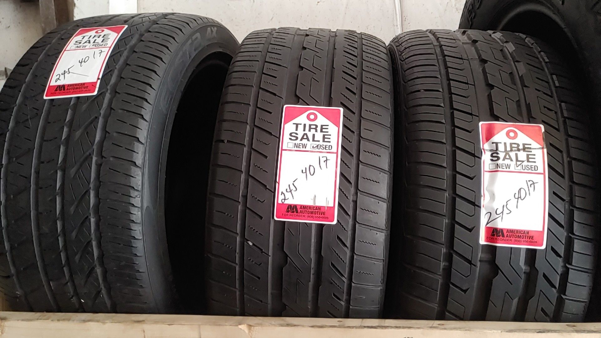 245 40r17 $60 cada una ya instaladas