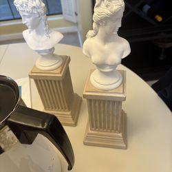 Two Gorgeous Statues, Brand New.
