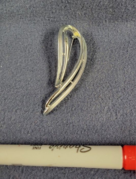 Vintage Sarah Coventry Brooch