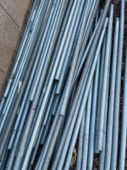 Galvanized pipes $20 each  10x 1 1/4
