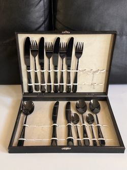 Kitchen Utensils, Knives & Flatware Set