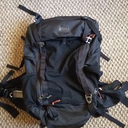 New REI Backpack Women's Small Trail 40 Hiking Camping Climbing Osprey Gregory North Face Manmmut Framed Hydration Compat Day Bag  Kids Juniors Boys