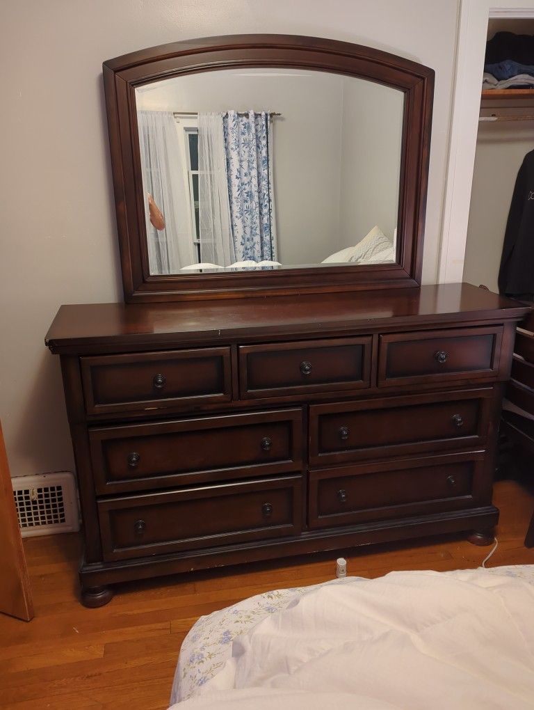 Seven Drawers Dresser With Mirror Real Oak Wood Good Condition. Moving Sale 8 Chairs Dining Room Table With Sliding Out Nice Couch Everything Must Go